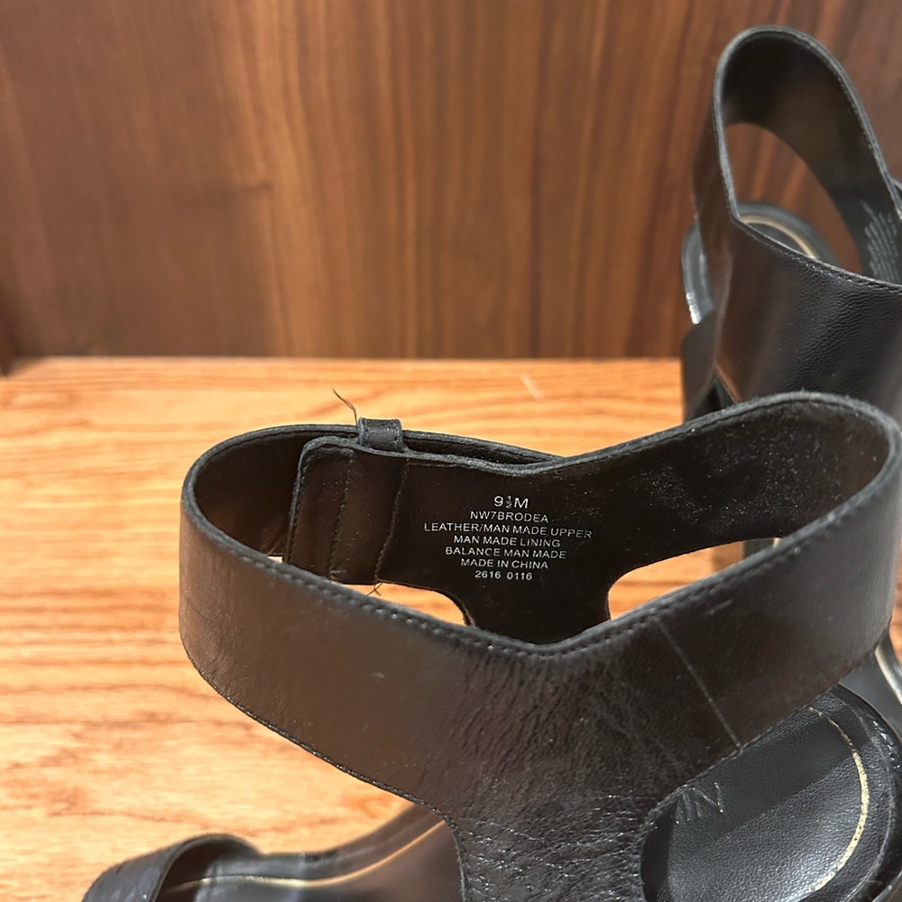 Black Nine West Heels with Snakeskin detailing